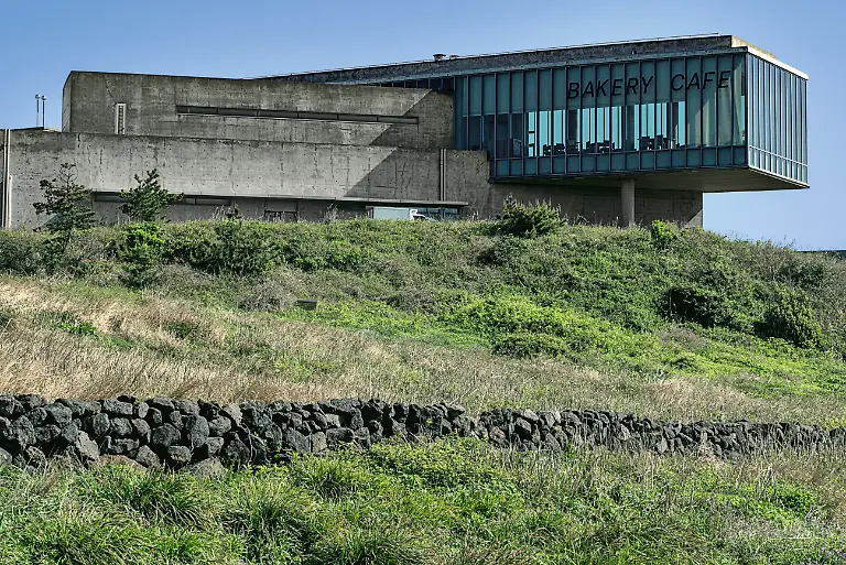 S. 144, Jeju Glass House1